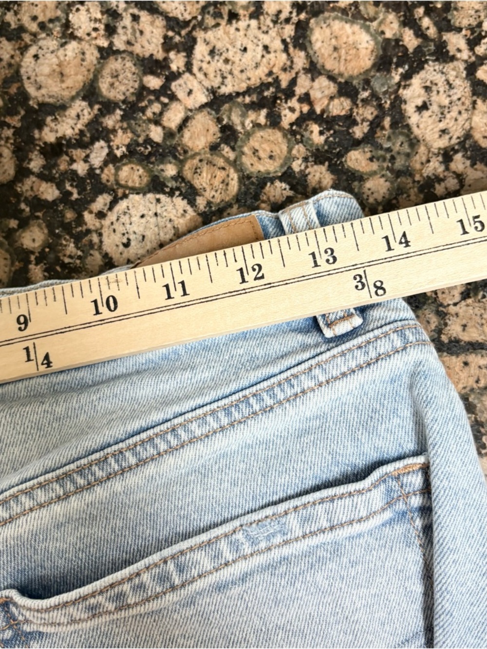 American Eagle Jeans Blue Denim Stovepipe Strigid Light Wash Size 2 Long - Picture 3 of 7